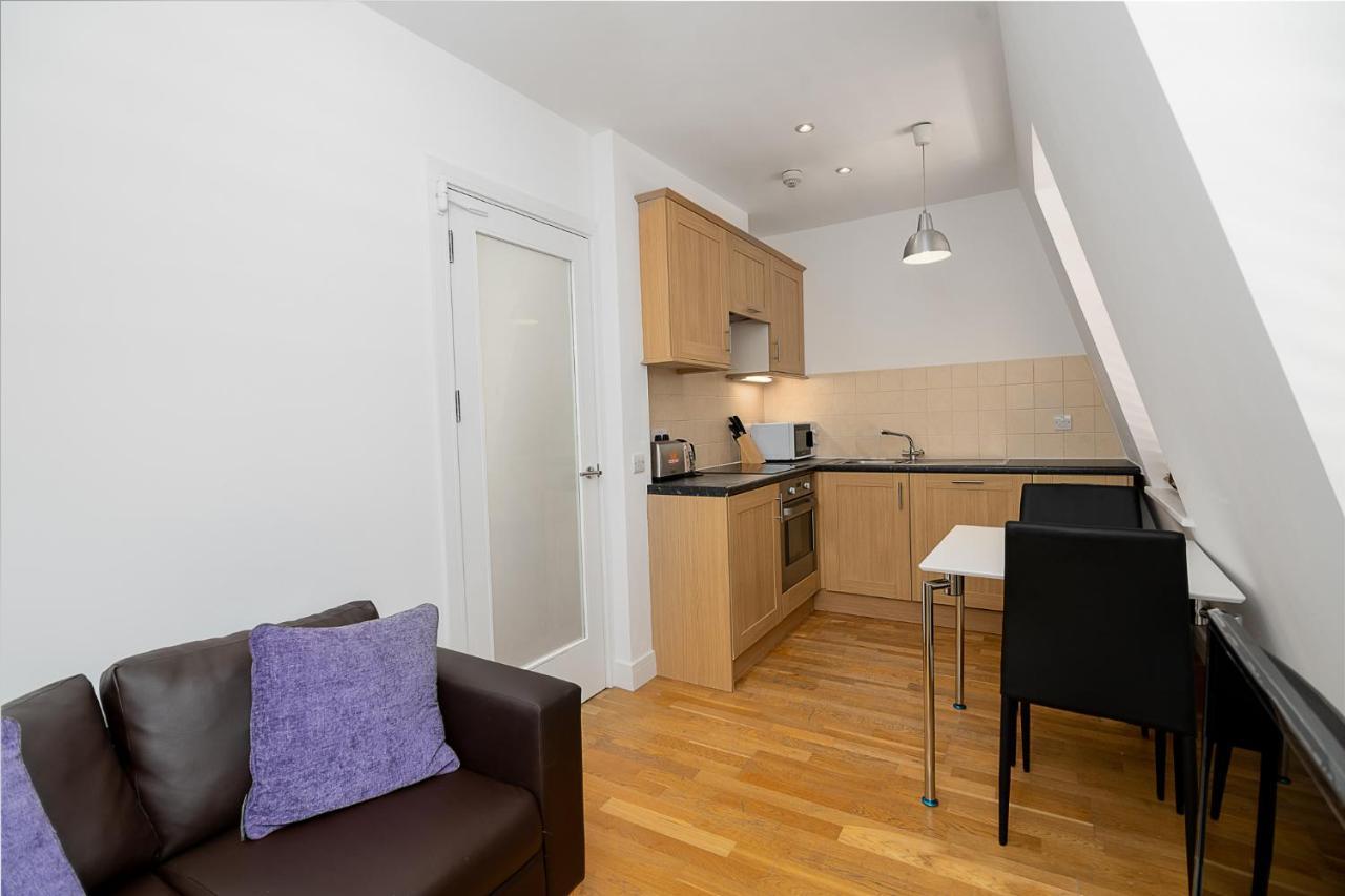 Modern 1 Bed Flat For Up To 2 People In Holborn, London With Free Wifi Διαμέρισμα Εξωτερικό φωτογραφία